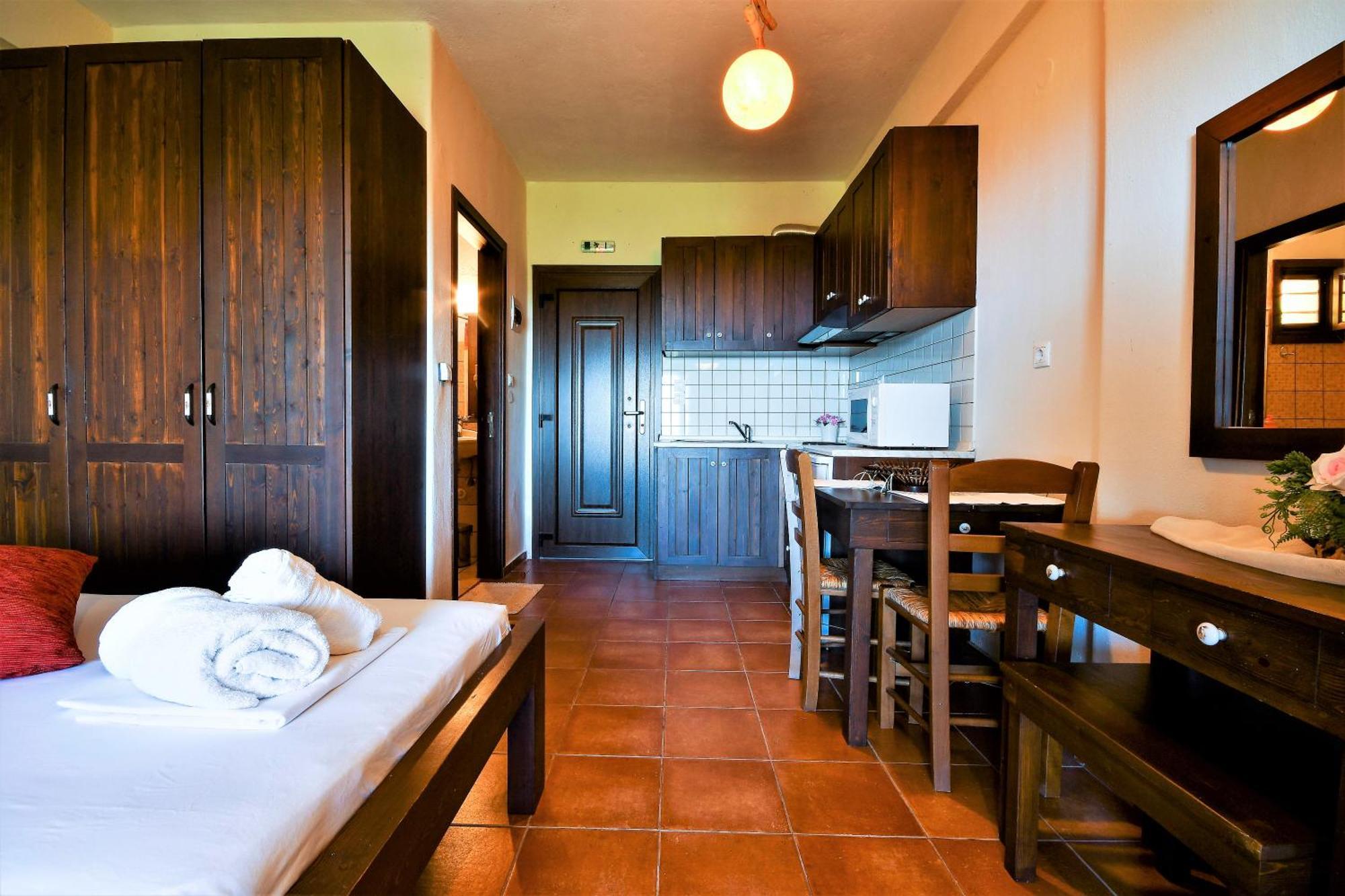 Guesthouse Amanitis Caesarea Skiti Екстер'єр фото