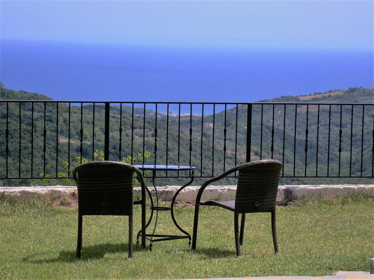 Guesthouse Amanitis Caesarea Skiti Екстер'єр фото